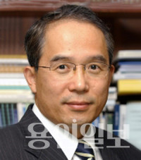 단국대 전)석좌교수 이계형