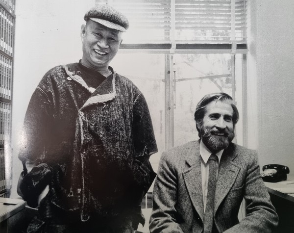 중광스님과 랭카스터 박사.