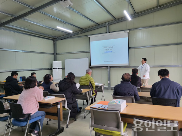 용인특례시가 스마트농업을 배울 수강생을 모집한다. /사진=용인시