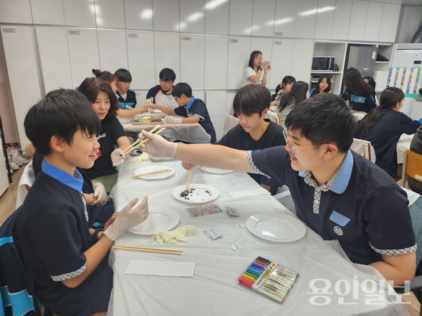 5월 22일 신갈청소년문화의집은 동백중 장애·비장애 청소년 16명을 대상으로 공감프로젝트 함성소리 3회차를 실시했다.