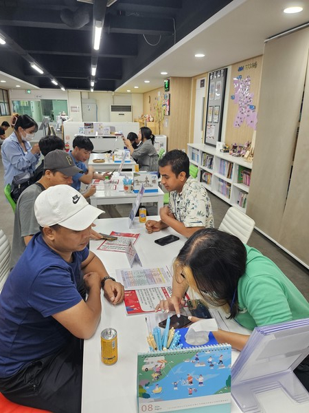 용인시외국인복지센터는 8월 18일 외국인주민들을 대상으로 헌혈캠페인을 진행했다. 