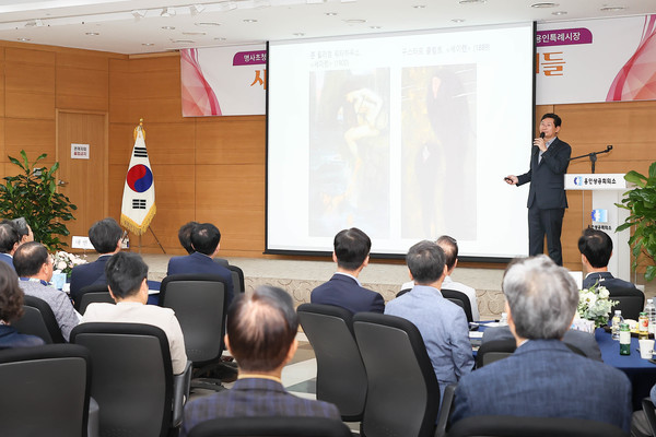 이상일 용인특례시장은 11일 오전 용인상공회의소가 주최한 ‘제152회 용인상공회의소 조찬 세미나’에 강사로 초청을 받아 특강을 했다. /사진=용인시