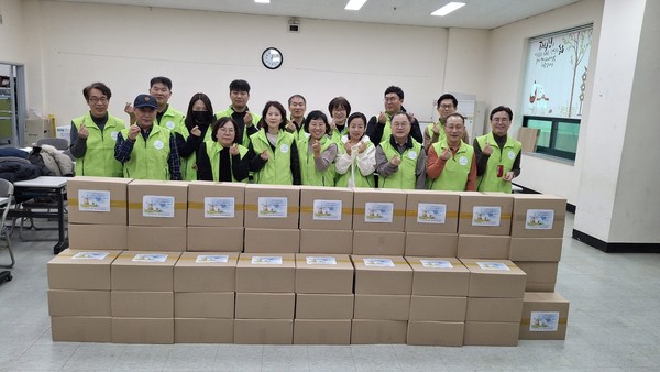 영덕1동 영덕동마을쟁이 취약계층에 생필품 전달