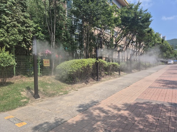 용인특례시 폭염에 대비한 쿨링포그 운영 사진
